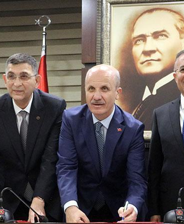 YÖK Başkanı Özvar: İstihdam odaklı yeni bir dönüşüm süreci yürütüyoruz