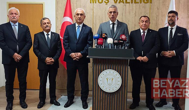 Sağlık Bakanı Memişoğlu, Muş’ta sağlık yatırımlarını değerlendirdi