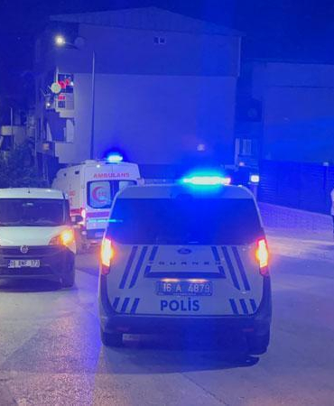 Kafede tartıştığı kişiyi tabancayla bacağından vurup kaçtı