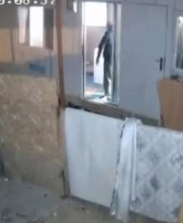 Gaziantep’te 4.6 büyüklüğündeki deprem anı kamerada