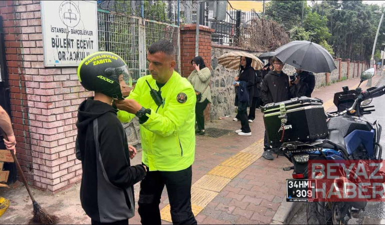 Motorize zabıta ekipleri, 15 öğrenciyi sınava yetiştirdi