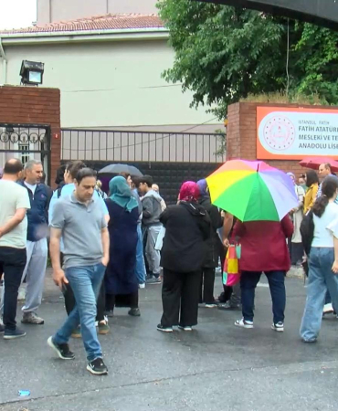 LGS Maratonu başladı; öğrenciler kadar veliler de heyecan yaşadı