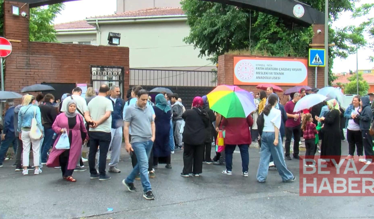 LGS Maratonu başladı; öğrenciler kadar veliler de heyecan yaşadı