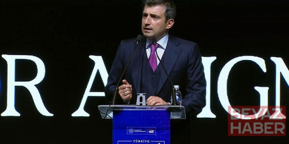 Bayraktar: Makinelerin ve makine insanlarının istilası ile karşı karşıyayız