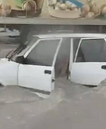 Denizli’de sağanak ve dolu yağışı, su baskınlarına neden oldu
