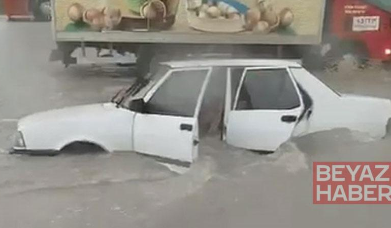 Denizli’de sağanak ve dolu yağışı, su baskınlarına neden oldu