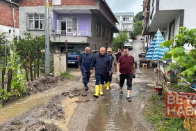 Ordu’da sağanak; ev ve iş yerlerini su bastı