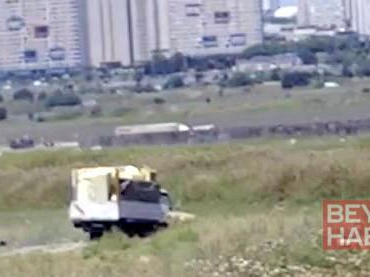 Avcılar’da atıkları boş araziye döküp yakan kamyonet şoförüne 50 bin lira ceza