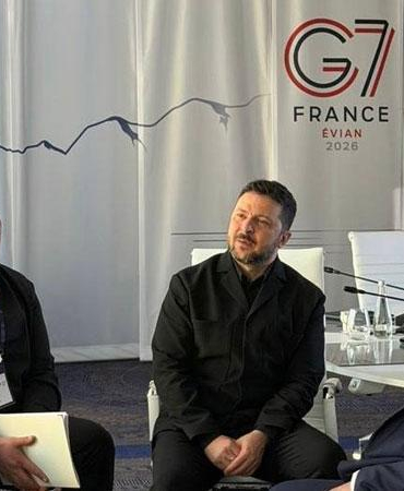 Zelenskiy, Trump ve Macron ile bir araya geldi