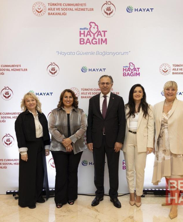 Molfix’in ‘Hayat Bağım Güvenli Bağlanma Eğitim Programı’ 10 ilde uygulanacak