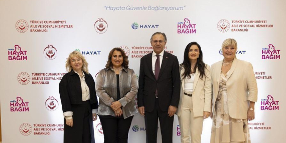 Molfix’in ‘Hayat Bağım Güvenli Bağlanma Eğitim Programı’ 10 ilde uygulanacak