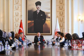 Bakan Gürlek, HAKMED temsilcileriyle bir araya geldi