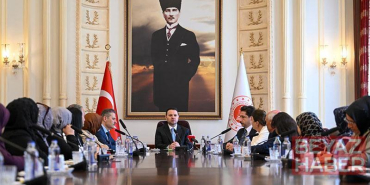 Bakan Gürlek, HAKMED temsilcileriyle bir araya geldi