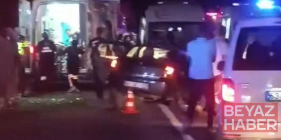 Şanlıurfa’da iki otomobil çarpıştı: 2 ölü, 8 yaralı
