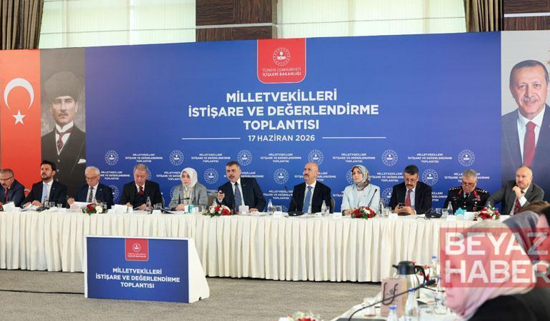 Bakan Çiftçi, AK Parti milletvekilleriyle bir araya geldi