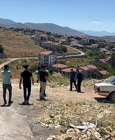 Husumetlisini pompalı tüfekle vurdu