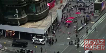Times Meydanı'nda silah sesleri panik yarattı