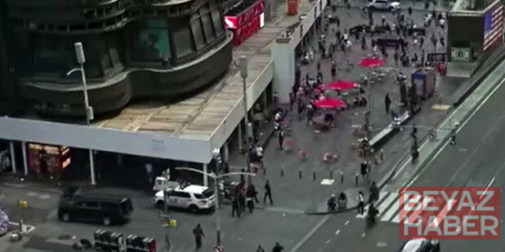 Times Meydanı'nda silah sesleri panik yarattı