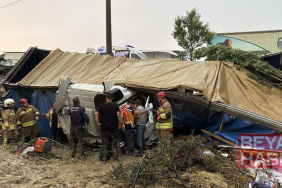 Manisa’da üç aracın karıştığı zincirleme kaza: 2 ölü, 4 yaralı