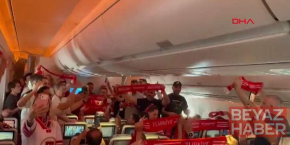 İstanbul’dan San Francisco’ya giden uçaklarda milli takım coşkusu