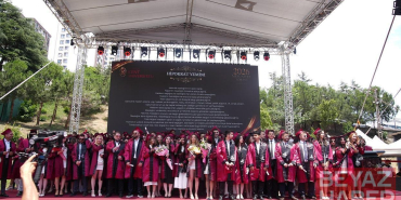 İstanbul Kent Üniversitesi’nde mezuniyet coşkusu