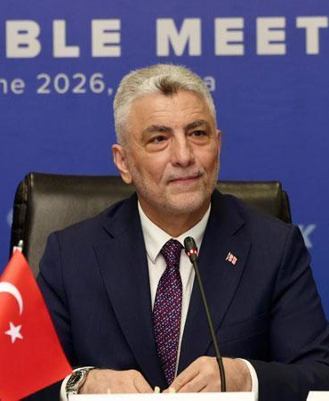 Bakan Bolat: Türkiye-Almanya ticaretini 50 milyar doların üzerine çıkaracağız