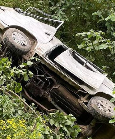 Giresun’da kamyonet fındık bahçesine yuvarlandı: 1 ölü