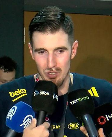 Nando de Colo: Kariyerimi böyle bitirdiğim için mutluyum