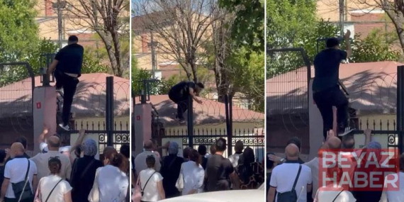 Avcılar’da sınava geç kalan öğrenci, demir parmaklıklara tırmandı