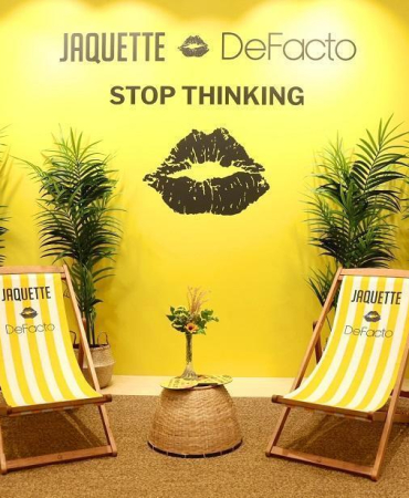 DeFacto ve Jaquette ‘Stop Thinking’ koleksiyonunu tanıttı