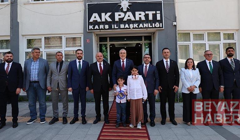 Bakan Işıkhan: Sağlıkta, sosyal güvenlikte, sosyal hizmetlerde dünyada örnek alınacak konuma ulaştık