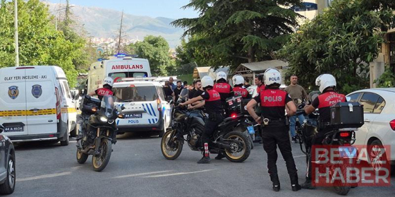 Tabancayla kızını öldürüp, eşini ve diğer kızını yaraladı