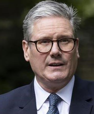İngiltere Başbakanı Keir Starmer istifa etti