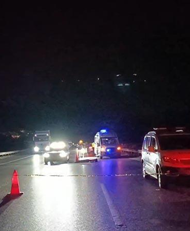 Bursa Çevre Yolunda önce TIR, ardından otomobilin çarptığı yaya öldü