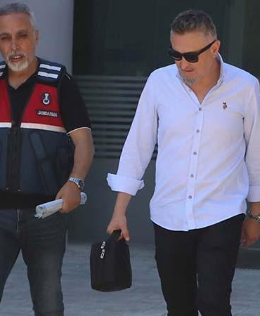 Uyuşturucu soruşturmasında gözaltına alınan baro başkanı istifa etti