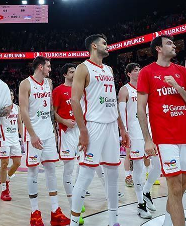 Antalya’ya giden A Milli Erkek Basketbol Takımı’nda Onuralp kadrodan çıkarıldı