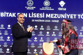 Bakan Kacır, eğitimlerini başarıyla tamamlayan öğrencilere diplomalarını verdi