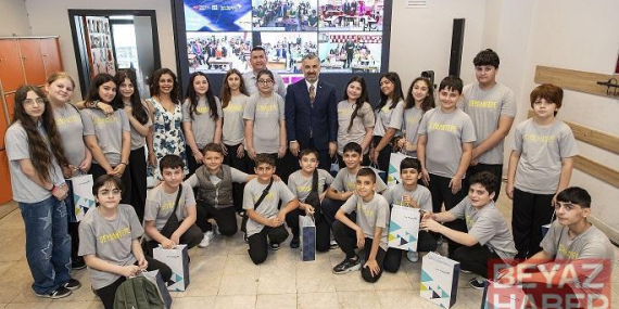 5G ile karne heyecanı 7 ilde eş zamanlı yaşandı