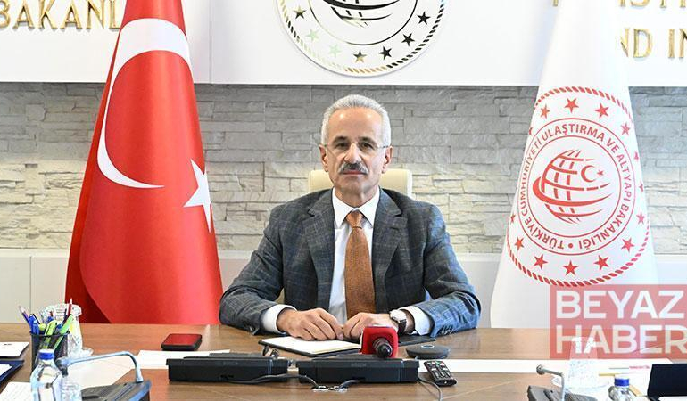 Bakan Uraloğlu: 15 gemimiz güvenli şekilde Basra Körfezi