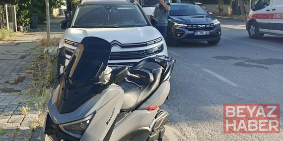 Rahatsızlanıp, park halindeki otomobile çarpan motosikletin sürücüsünün aort damarı yırtıldı