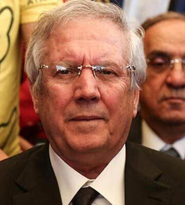 Aziz Yıldırım, Fenerbahçe’nin kamp yaptığı Topuk Yaylası’na geldi