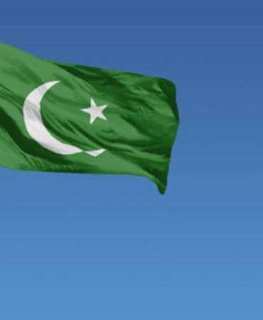 Pakistan’da askeri karargaha silahlı saldırı: 3 ölü