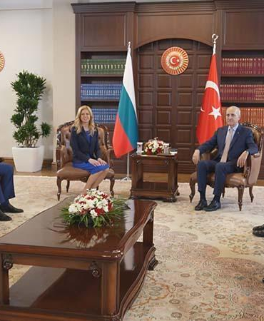 TBMM Başkanı Kurtulmuş, Bulgaristan Ulusal Meclisi Başkanı Dotsova ile görüştü