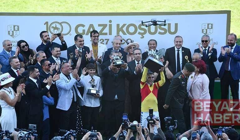 Ünlüler, Hipodrom.com locasında 100