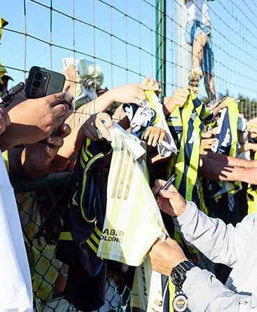 İsmail Kartal: Hem güzel futbol hem güzel sonuçlarla inşallah şampiyon oluruz