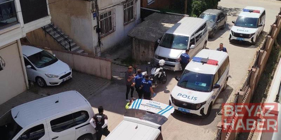 Başından vurulan kadın ağır yaralandı; evdeki 3 arkadaşı gözaltına alındı