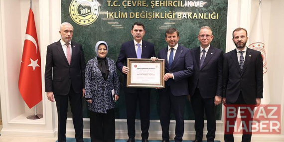 Bakan Kurum’a Kütahya’dan hemşehrilik beratı