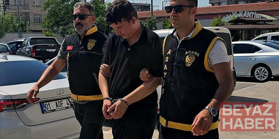 Başkasının kimliğini gösteren firari hükümlü, koluna yazdırdığı adı fark edilince yakalandı