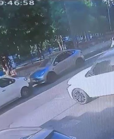 Kağıthane’de test sürüşünde 15 milyon liralık lüks otomobille cipe çarpıp kaçtı; 174 bin lira ceza yazıldı