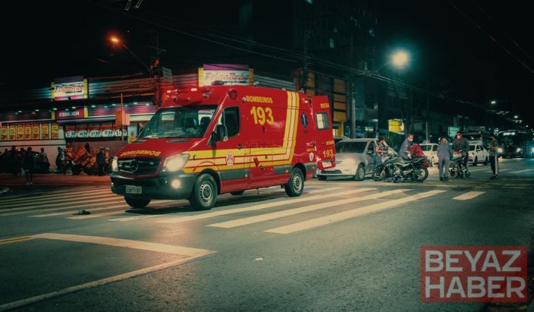 Ödemiş'te iki trafik kazasında 3 kişi yaralandı